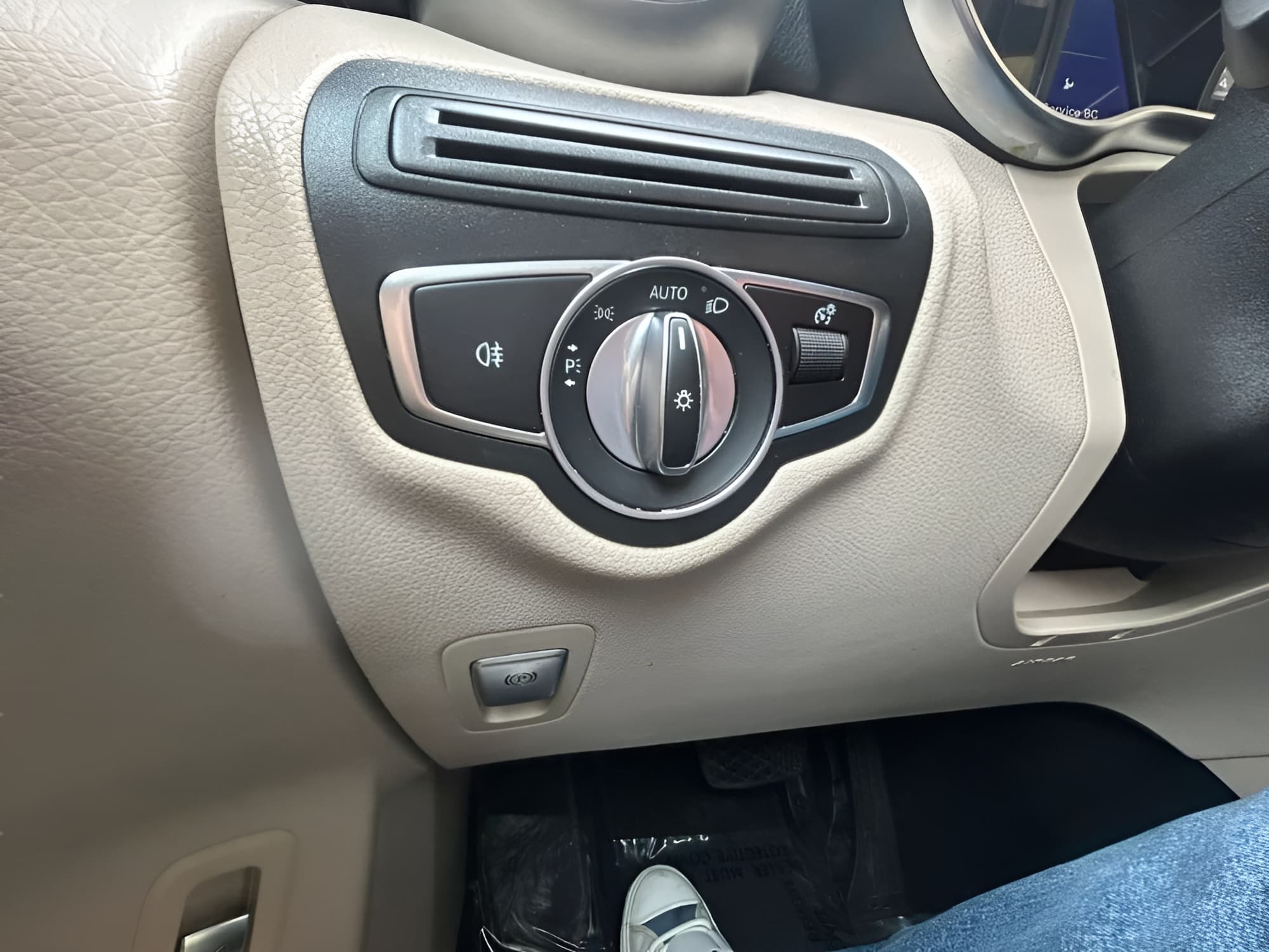 large car